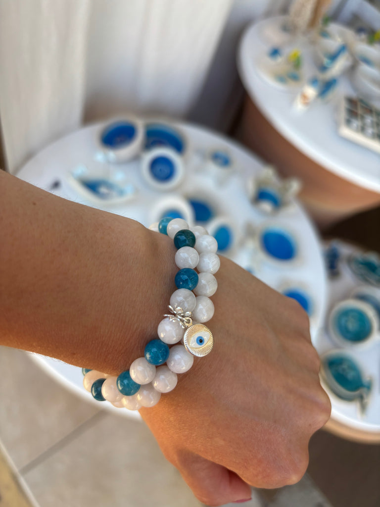 Bracelet perles apatite bleue perles de lune oeil grec